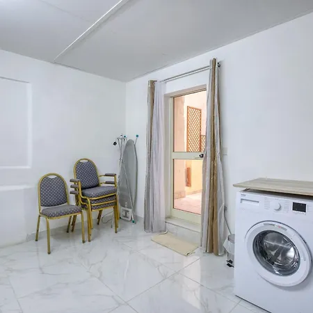 شقة A Beautiful Charming In The Heart Of By 360 Estates
